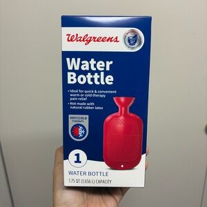 Walgreens Hot Cold Water Bottle 1.75 Qt Therapy Bottle NEW